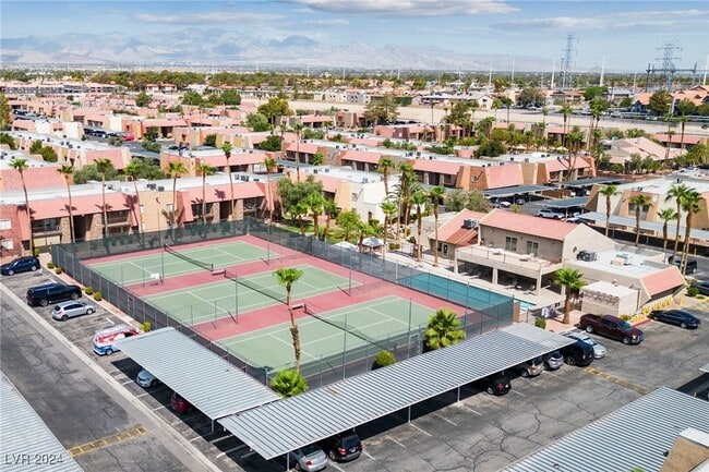 Building Photo - 4921 Indian River Dr