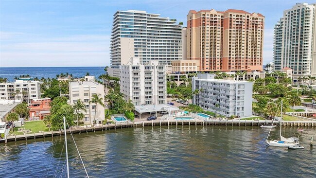 Building Photo - 95 N Birch Rd