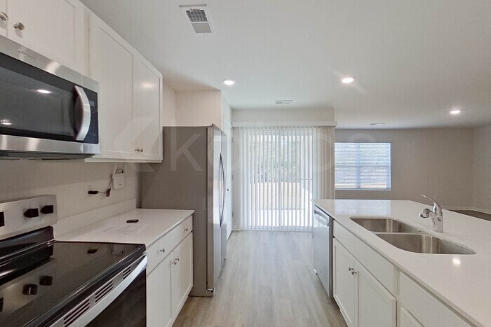 Building Photo - 116 Overstreet Way