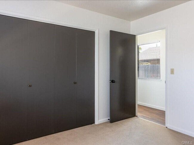 Building Photo - Spacious 3-Bedroom by Meadow Park with Lar...