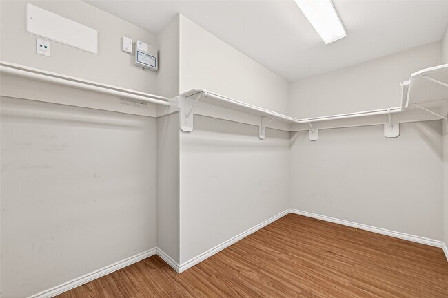 Building Photo - 16715 Red Falls Cir