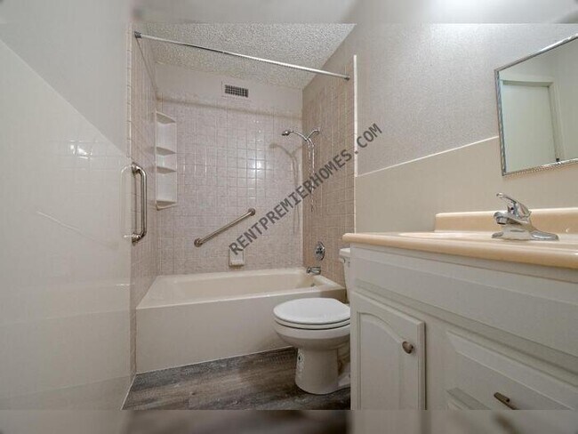 Building Photo - 4309 Glenda Ln