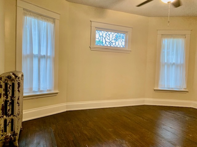 Main Bedroom - 216 E 8th St