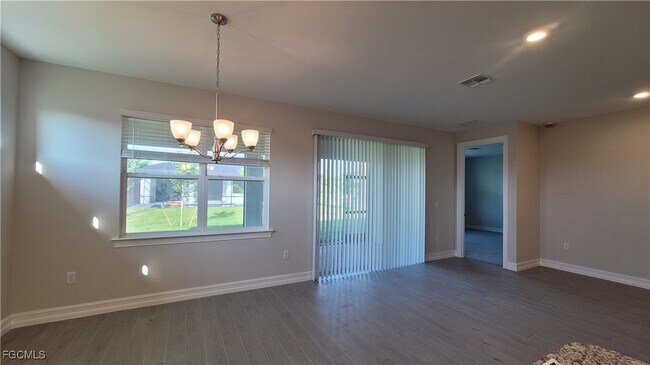 Building Photo - 3930 SW 16th Pl