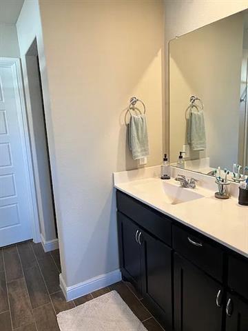 Building Photo - 728 Trinity Pk Trl