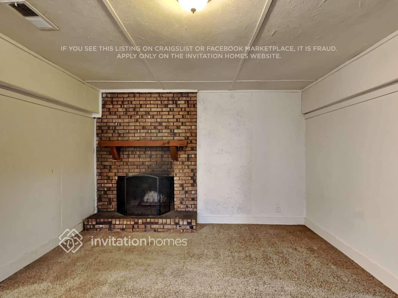 Building Photo - 5491 Four Winds Dr SW