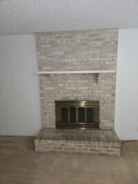 Building Photo - 127 Regency Ave