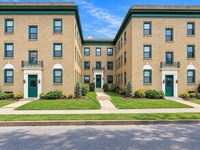 Building Photo - 109 Chestnut St