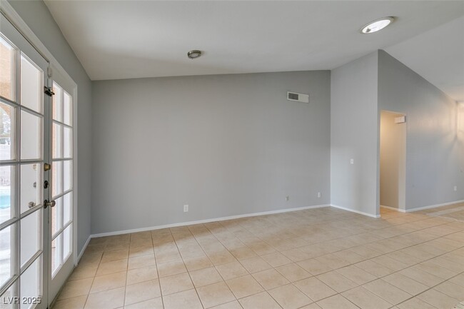 Building Photo - 362 Umbria Way