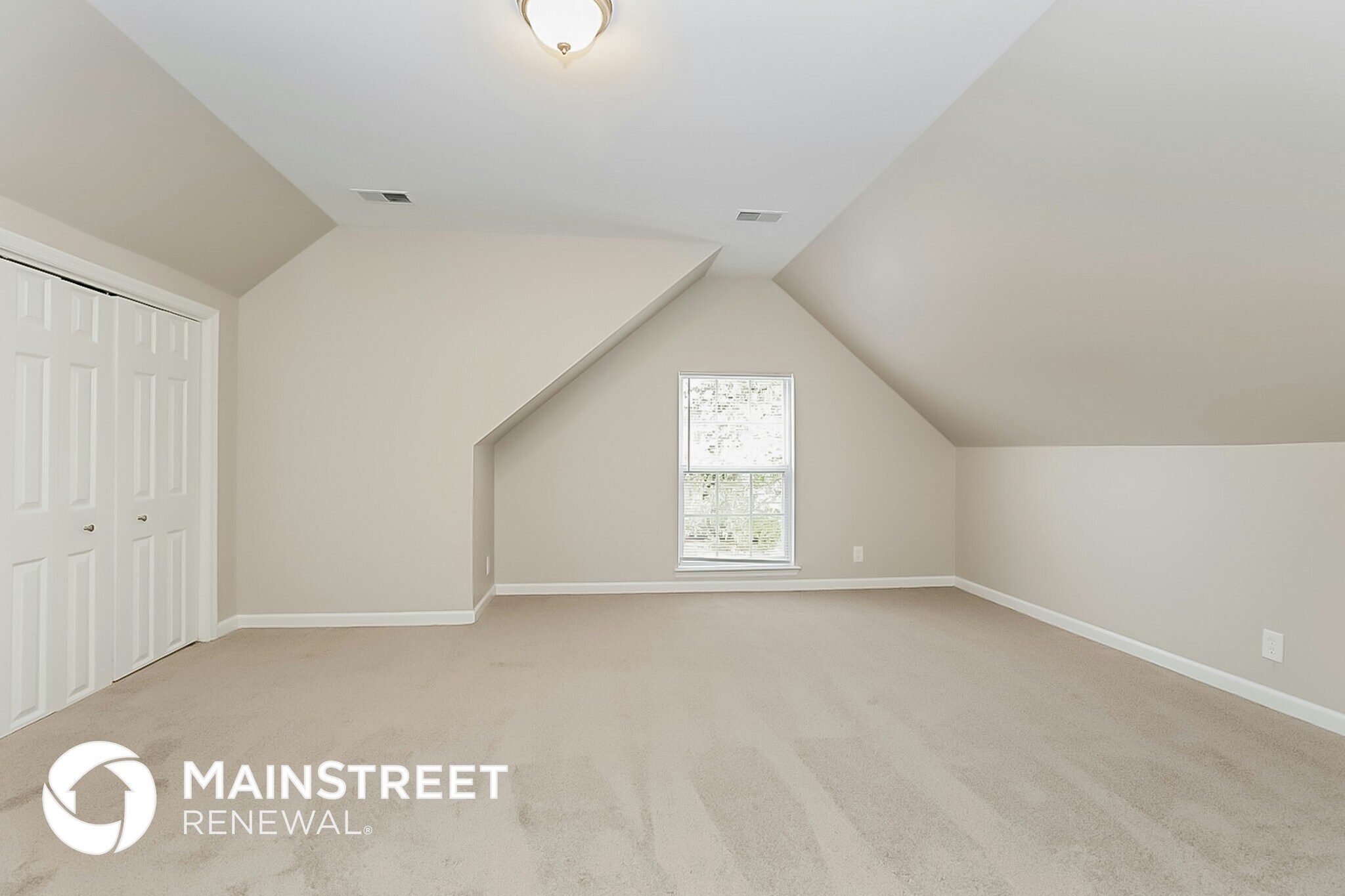 Building Photo - 5104 Bay Overlook Dr