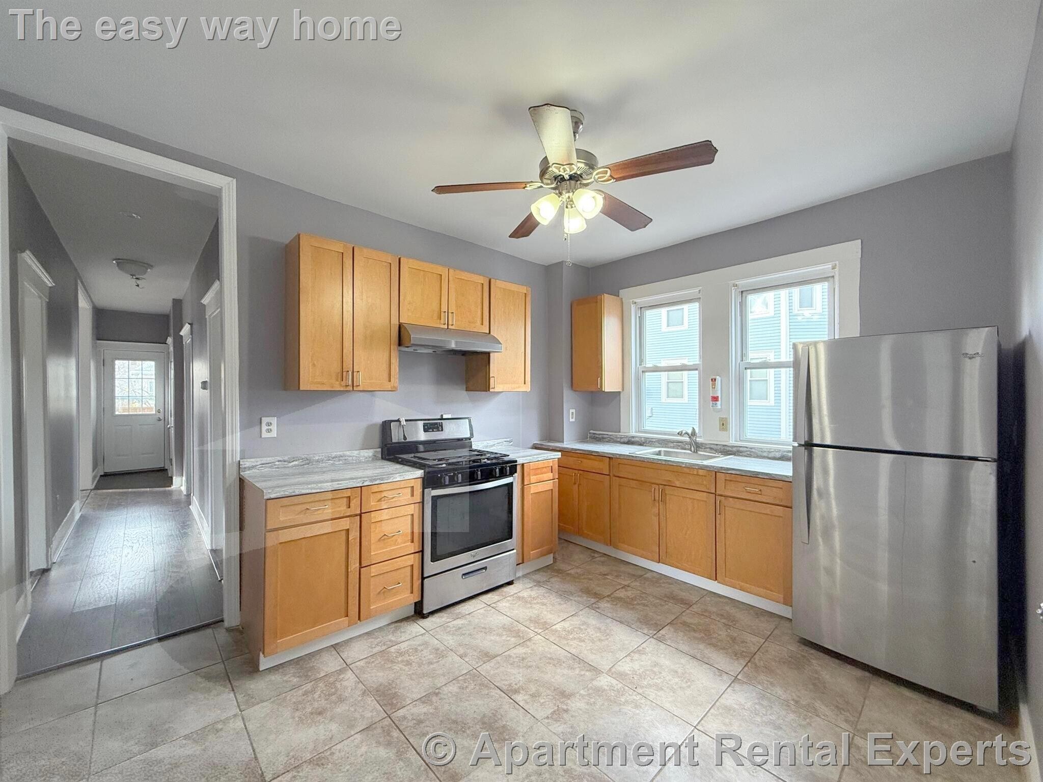 Building Photo - 196 Sherman St