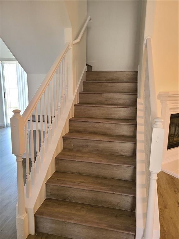 Building Photo - 1327 Solitaire