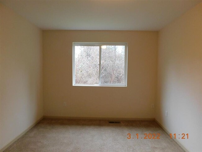 Building Photo - Single Family Home located in a quiet, pea...