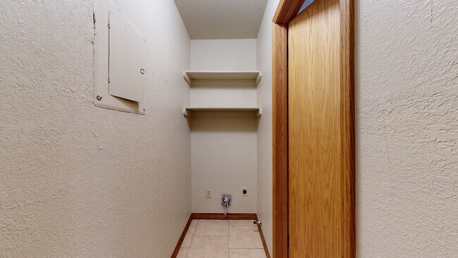 Building Photo - 8240 NW 85th St
