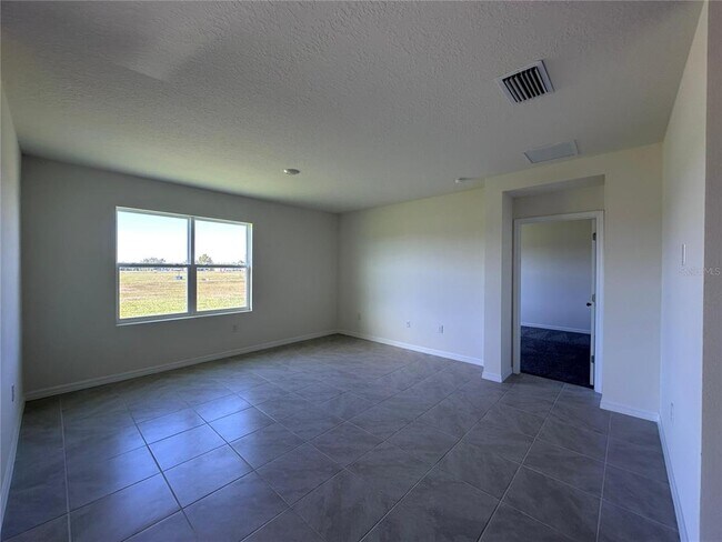 Building Photo - 3756 Botanical Wy