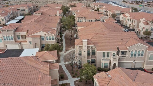 Building Photo - 10550 W Alexander Rd