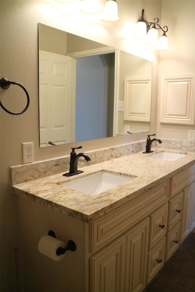 Building Photo - 22017 Royal Timbers Dr