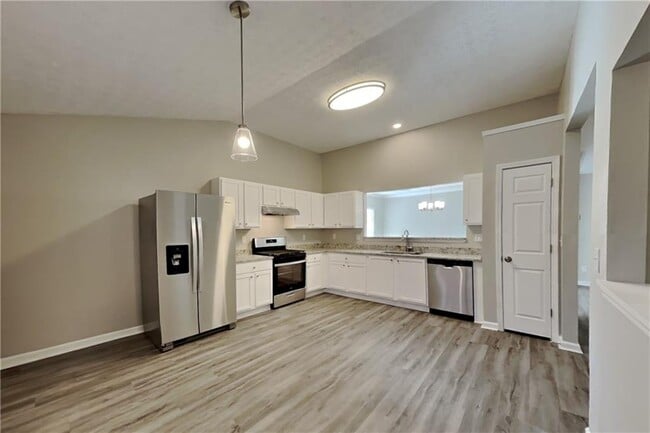 Building Photo - 5520 Somer Mill Rd