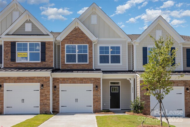 Building Photo - 6258 Tea Olive Dr
