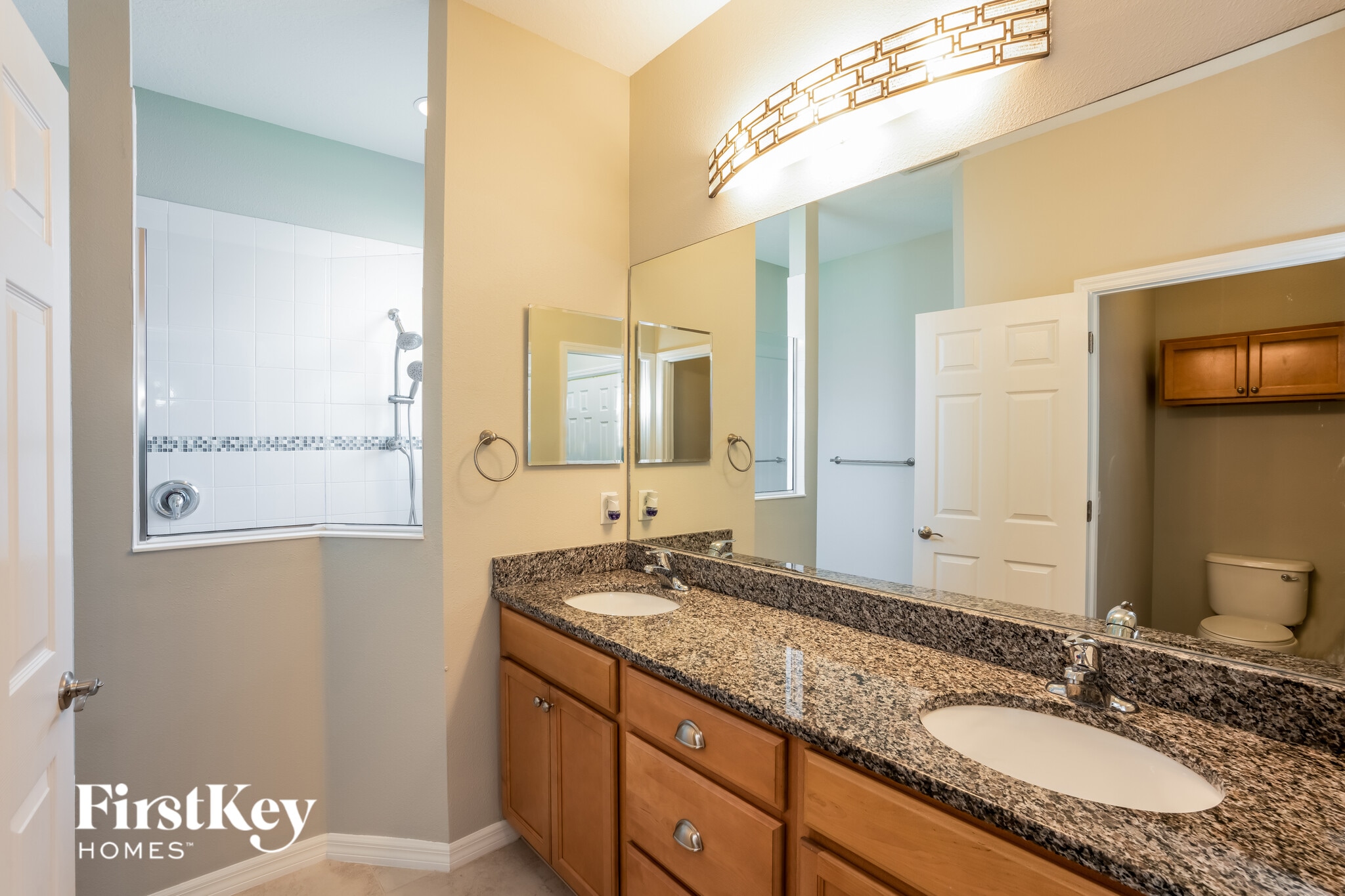 Building Photo - 12924 24th Ct E