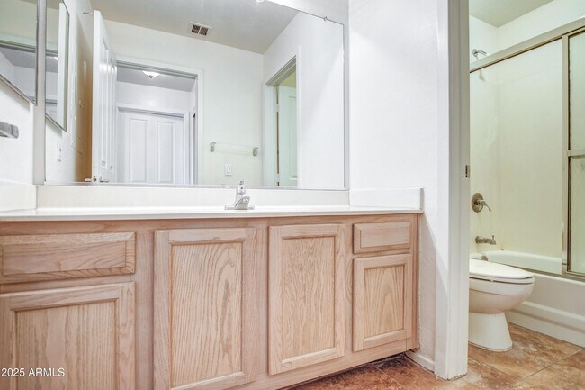 Building Photo - 11260 N 92nd St