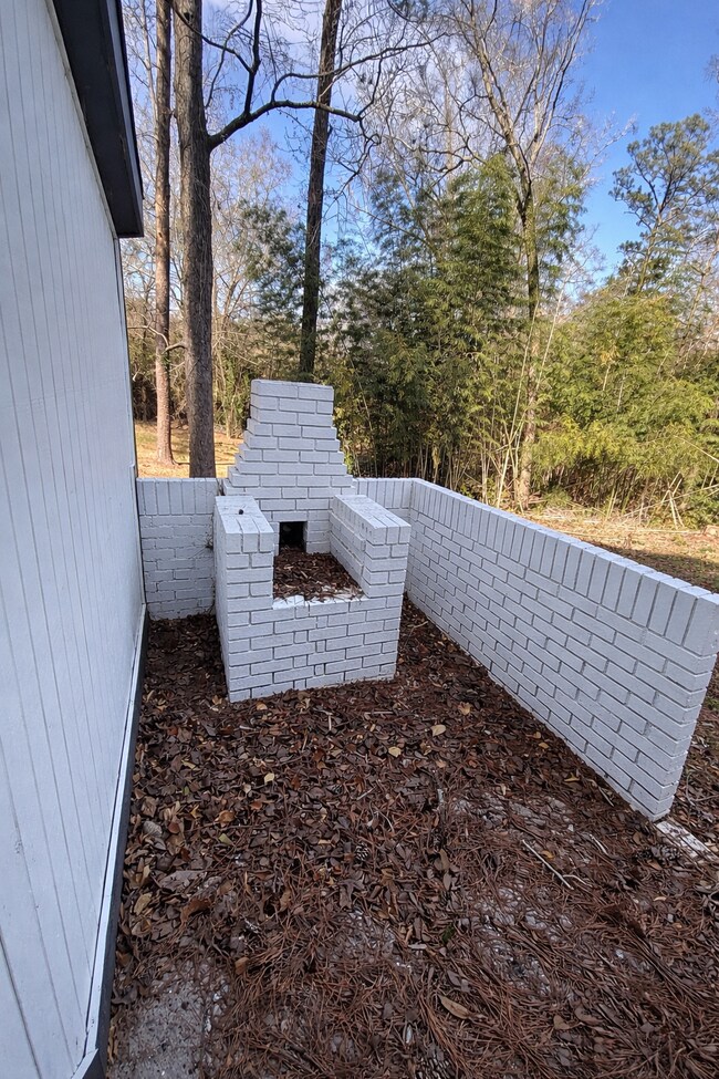 Building Photo - 2961 King Alfred Dr