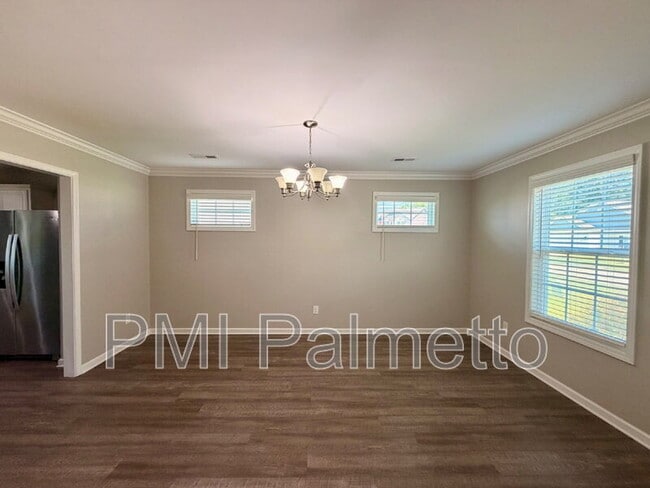 Building Photo - 226 Elsoma Dr