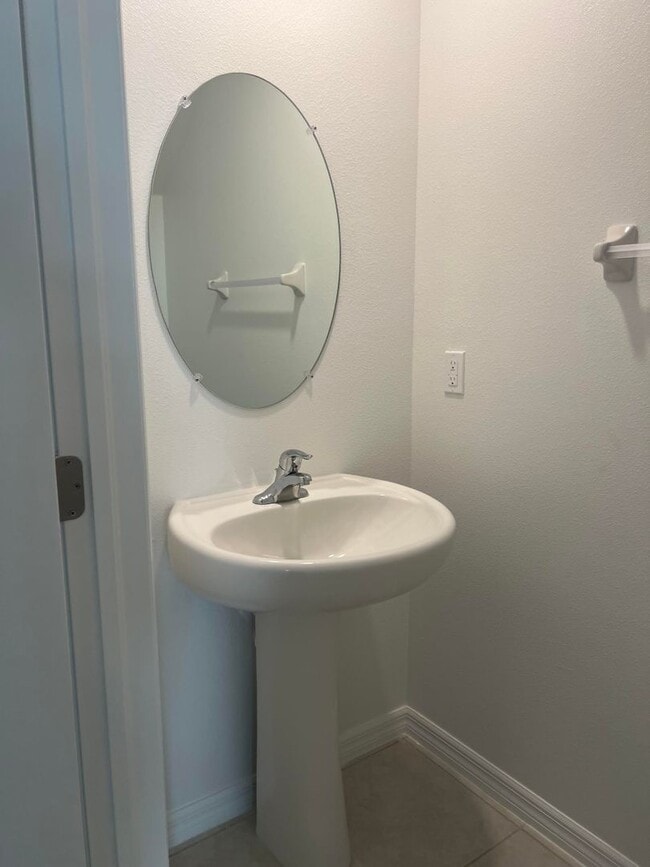 Building Photo - 14442 Editors Note St