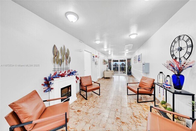 Building Photo - 3181 SW 13th St
