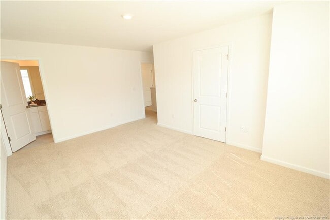 Building Photo - 374 Freestall Dr