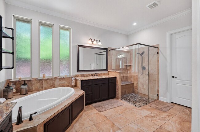 Building Photo - 18 Sundown Ridge Pl