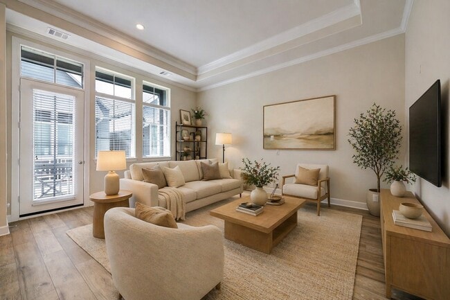 Building Photo - 2119 Naomi St