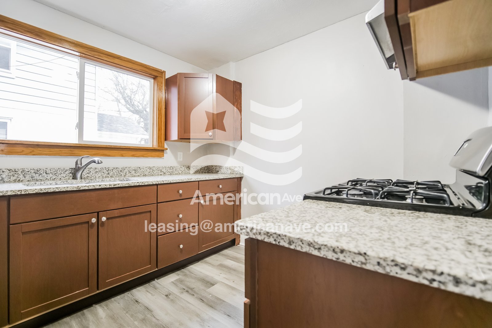 Building Photo - 247 Goodview Ave