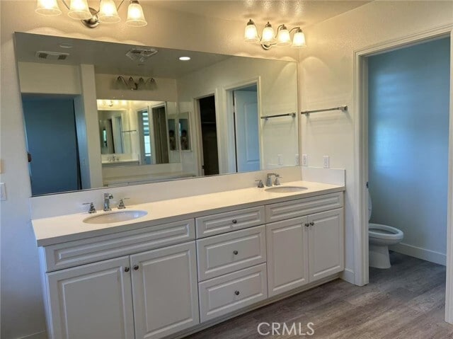 Building Photo - 5884 Silver Oaks Dr