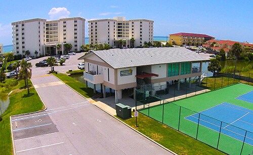 Building Photo - 1600 Via De Luna Dr