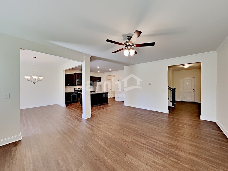 Building Photo - 600 Woodall Rd