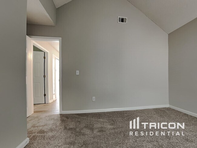 Building Photo - 4575 Bridle Point Pkwy