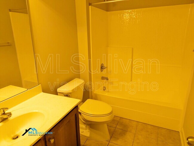 Building Photo - 703 Harkness Cir