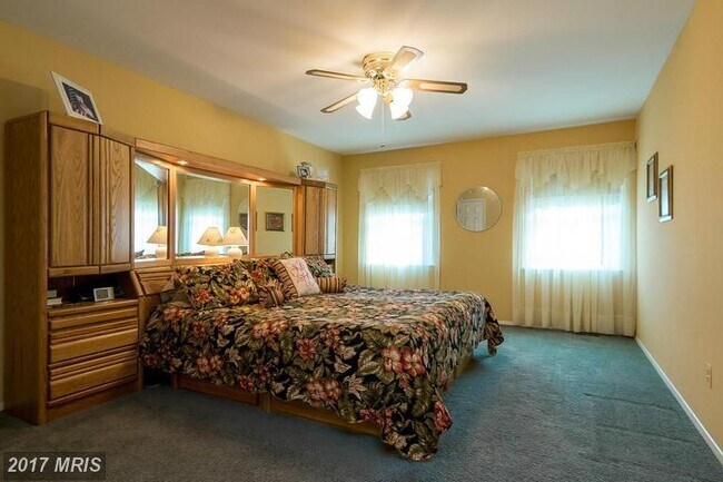 Building Photo - 3715 Valerie Carol Ct