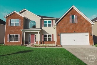 Building Photo - 25 Litchfield Dr