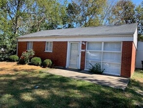 Building Photo - Unique 4 bedroom home available NOW