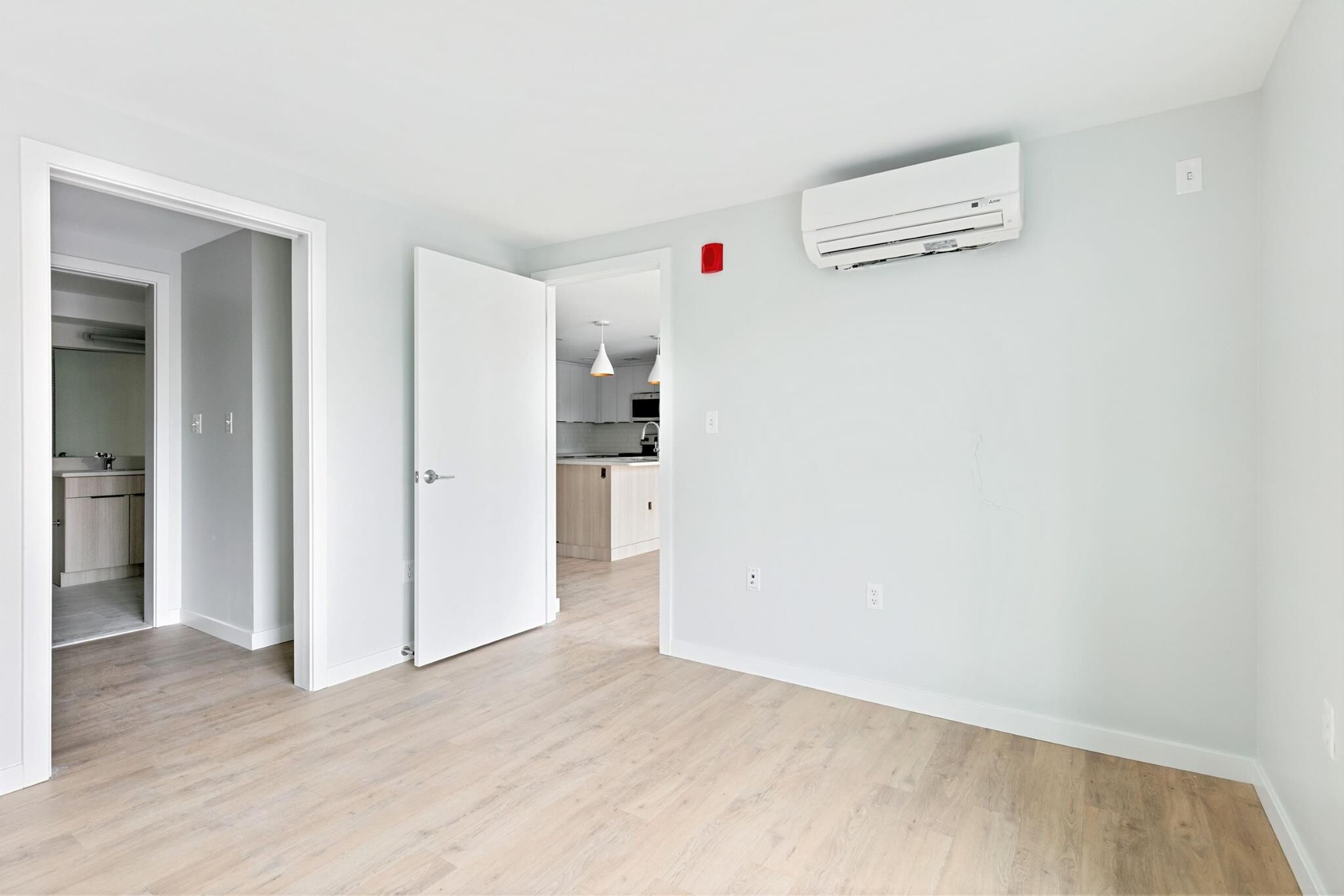 Building Photo - 28 Soden St