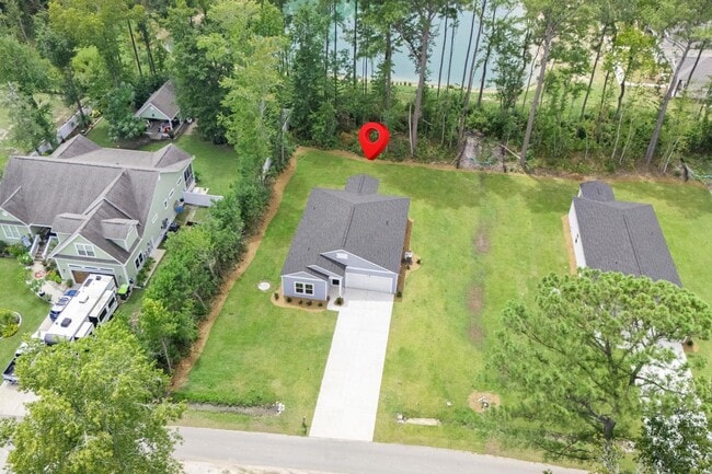 Building Photo - 1039 Harbor Dr