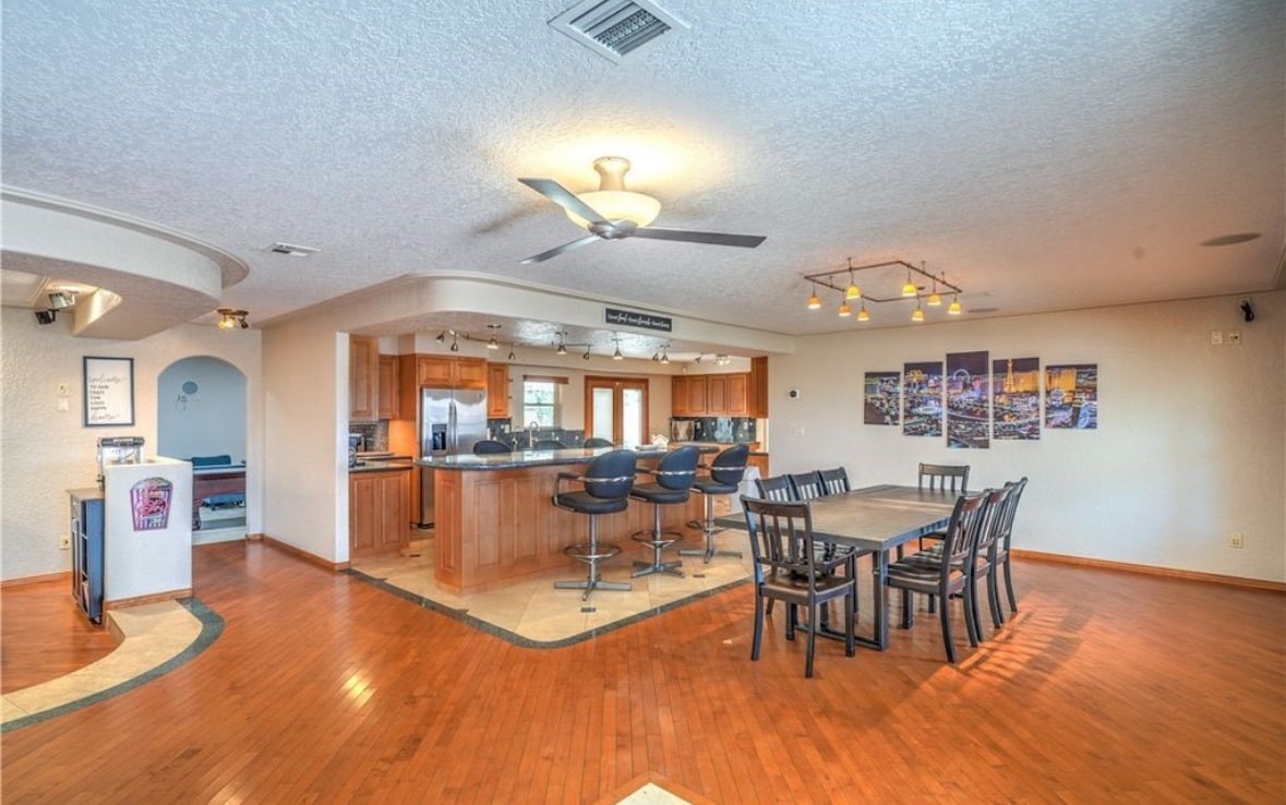 Building Photo - 3480 W Mesa Verde Ln