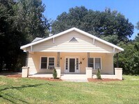 Building Photo - 2620 W Knox St