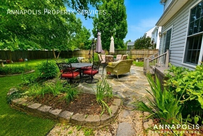 Building Photo - 307 Mainsail Dr