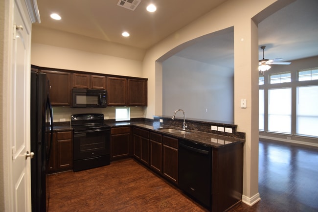 Building Photo - 3520 Addison St