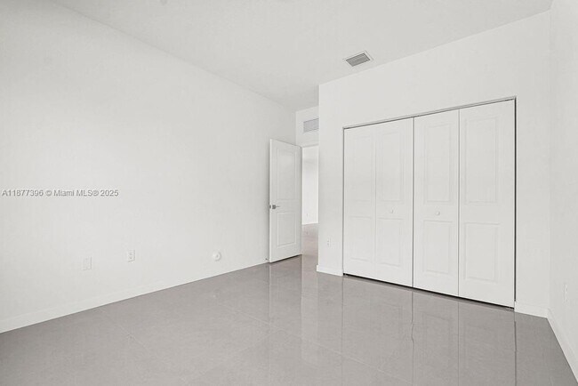 Building Photo - 22485 SW 125th Ave
