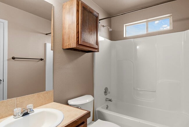 Building Photo - 271 Vista Hermosa