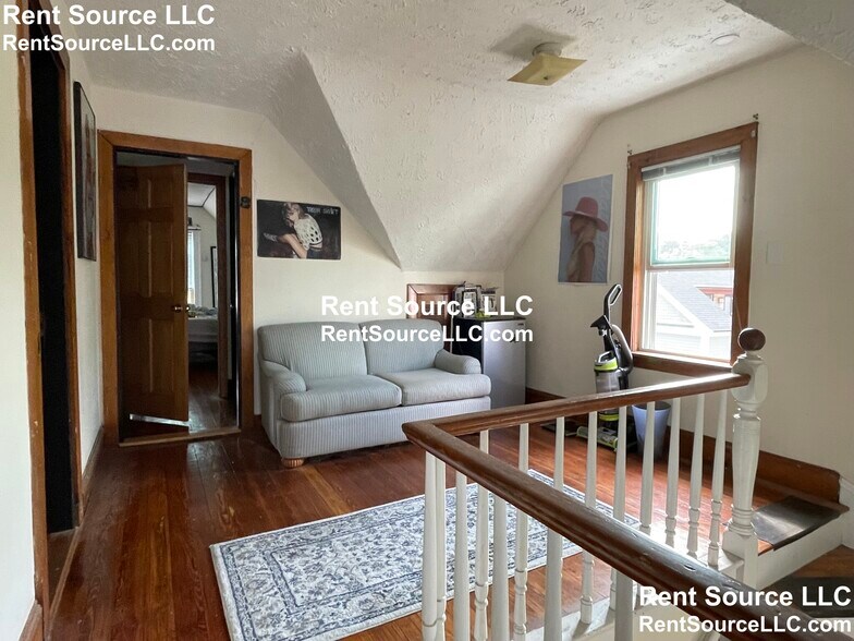 Building Photo - 53 Porter Rd